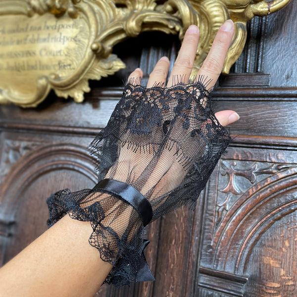 Black Lace Gloves Women, Black Lace Fingerless Wedding Gloves, Goth, Victorian, Lolita