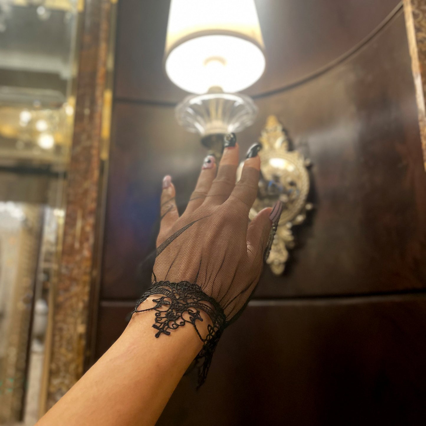 Lace Gloves for Wedding, Sheer Short Gloves Wedding, Bridal Lace Gloves, Tea Party Gloves, Cocktail Evening Party Gloves