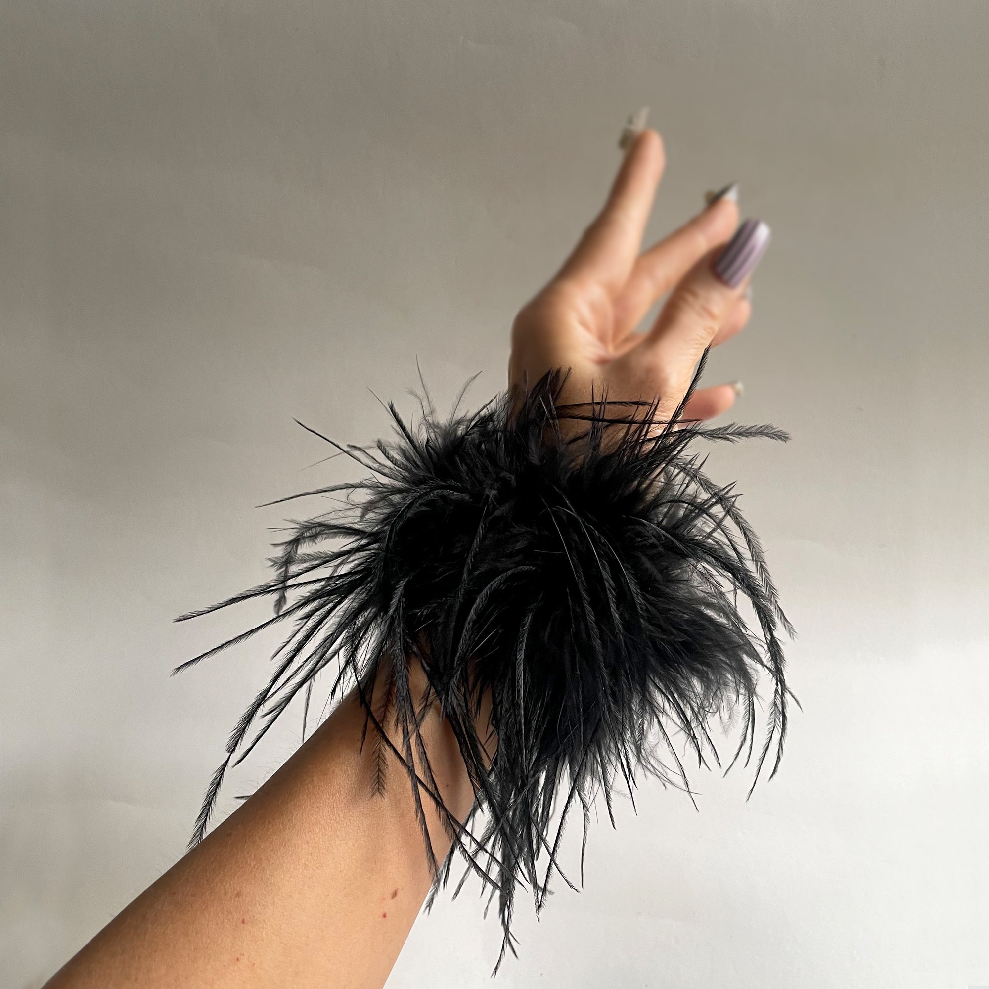 Black Ostrich Feather Cuffs Snap On, Prom Party Black Feather Wristband, White Feather Bracelet