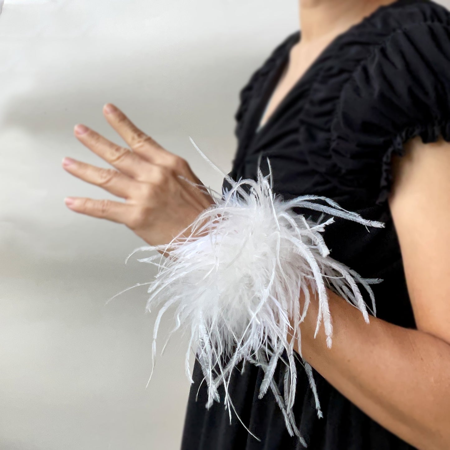 Black Ostrich Feather Cuffs Snap On, Prom Party Black Feather Wristband, White Feather Bracelet