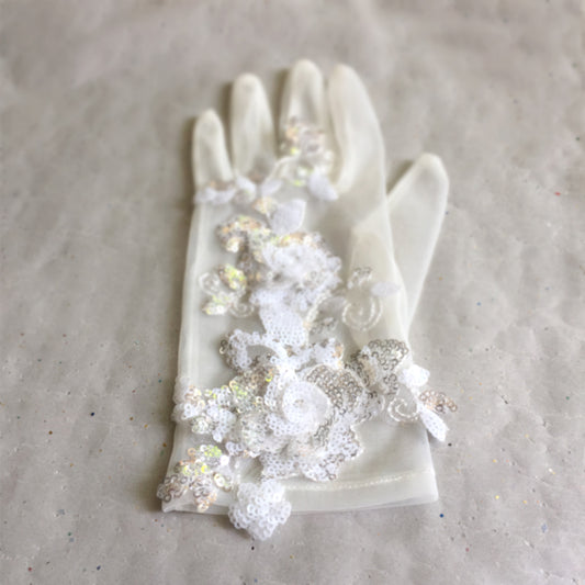 Vintage Style Ivory Lace Wedding Gloves, Wrist Gloves, Short Lace Bridal Gloves with With White and Silver Sequin