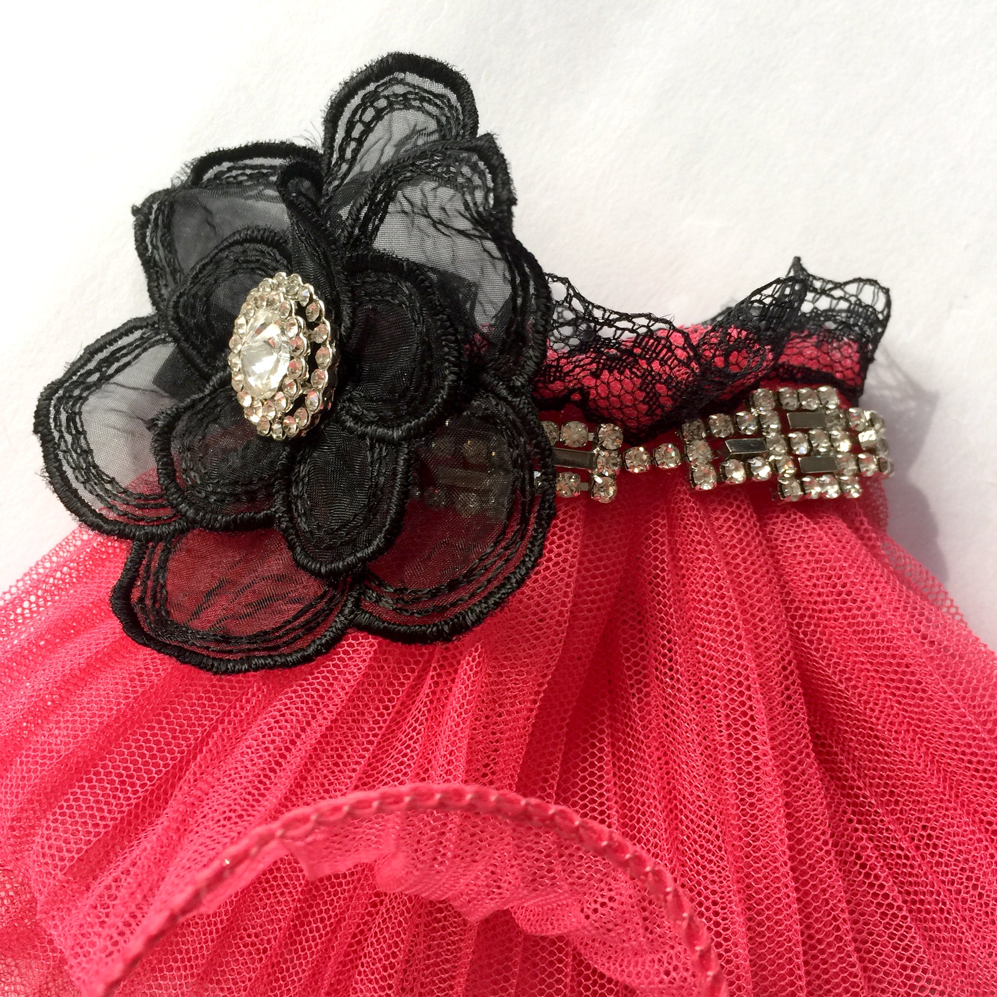 Lace Gloves Black & White, Lace Cuffs White, Lace Cuffs Bracelet, Dress Gloves, Bridal Gloves
