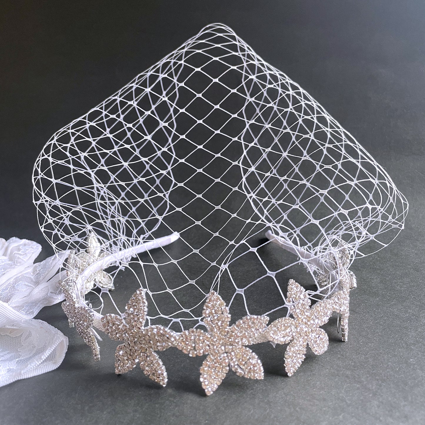 Botanical Floral Birdcage Headband Wedding, Floral Bridal Accessory, Birdcage Veil Big Flowers Headband