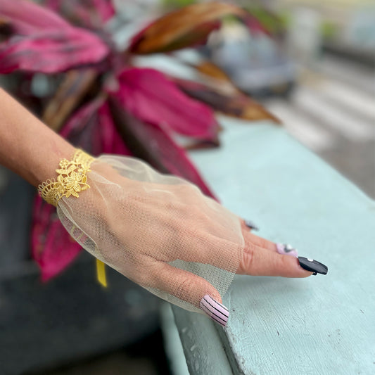 Lace Gloves for Wedding, Sheer Short Gloves Wedding, Bridal Lace Gloves, Tea Party Gloves, Cocktail Evening Party Gloves