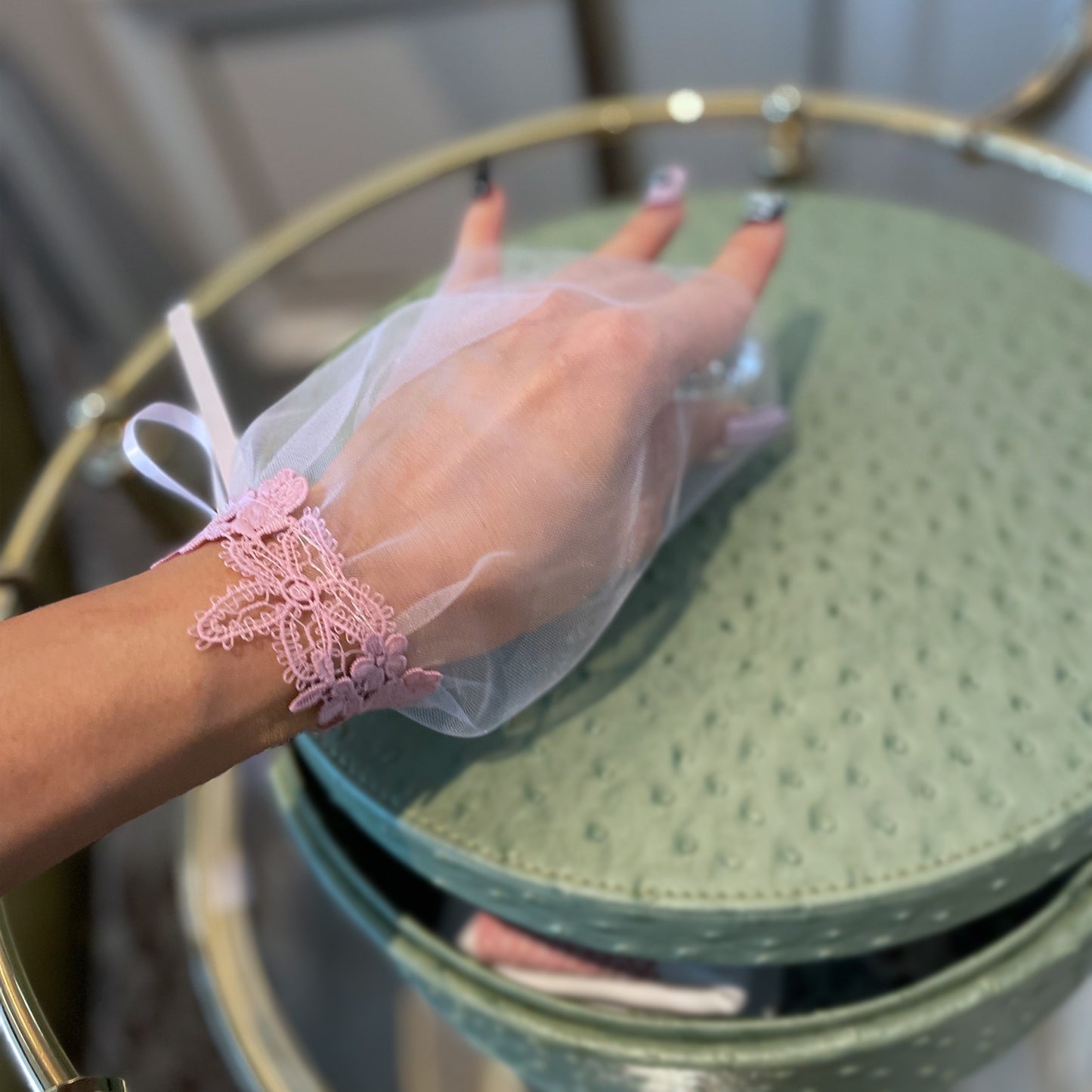 Lace Gloves for Wedding, Sheer Short Gloves Wedding, Bridal Lace Gloves, Tea Party Gloves, Cocktail Evening Party Gloves