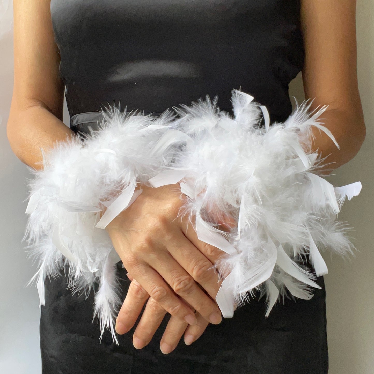 Black Feather Cuffs, Prom Party Black or White Feather Wristband, Luxury Feather Sleeves Cuffs
