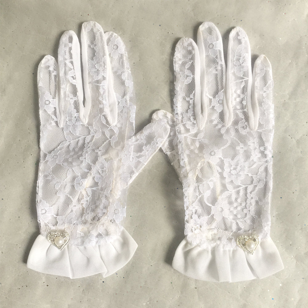 White Lace Gloves, Lace Wedding Gloves with Heart Shaped Pearl and Rhinestone Jewelry