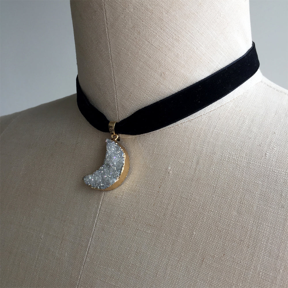 Druzy Choker Necklace, Moon Necklace Violet, Amethyst Druzy Necklace Choker, Quartz Crystal Choker Necklace