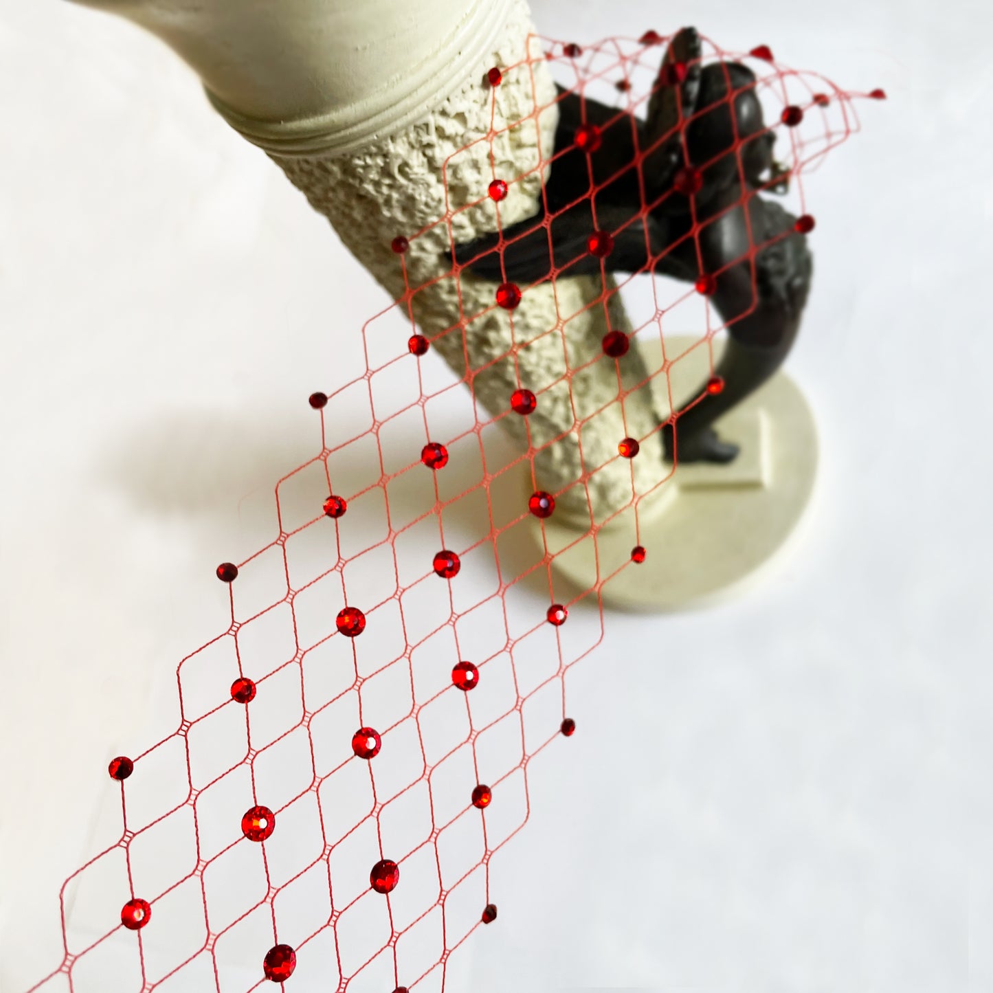 Diadema con velo de cara de cristal, tocado rojo, velo para boda, máscara para ojos, joyería para el cabello