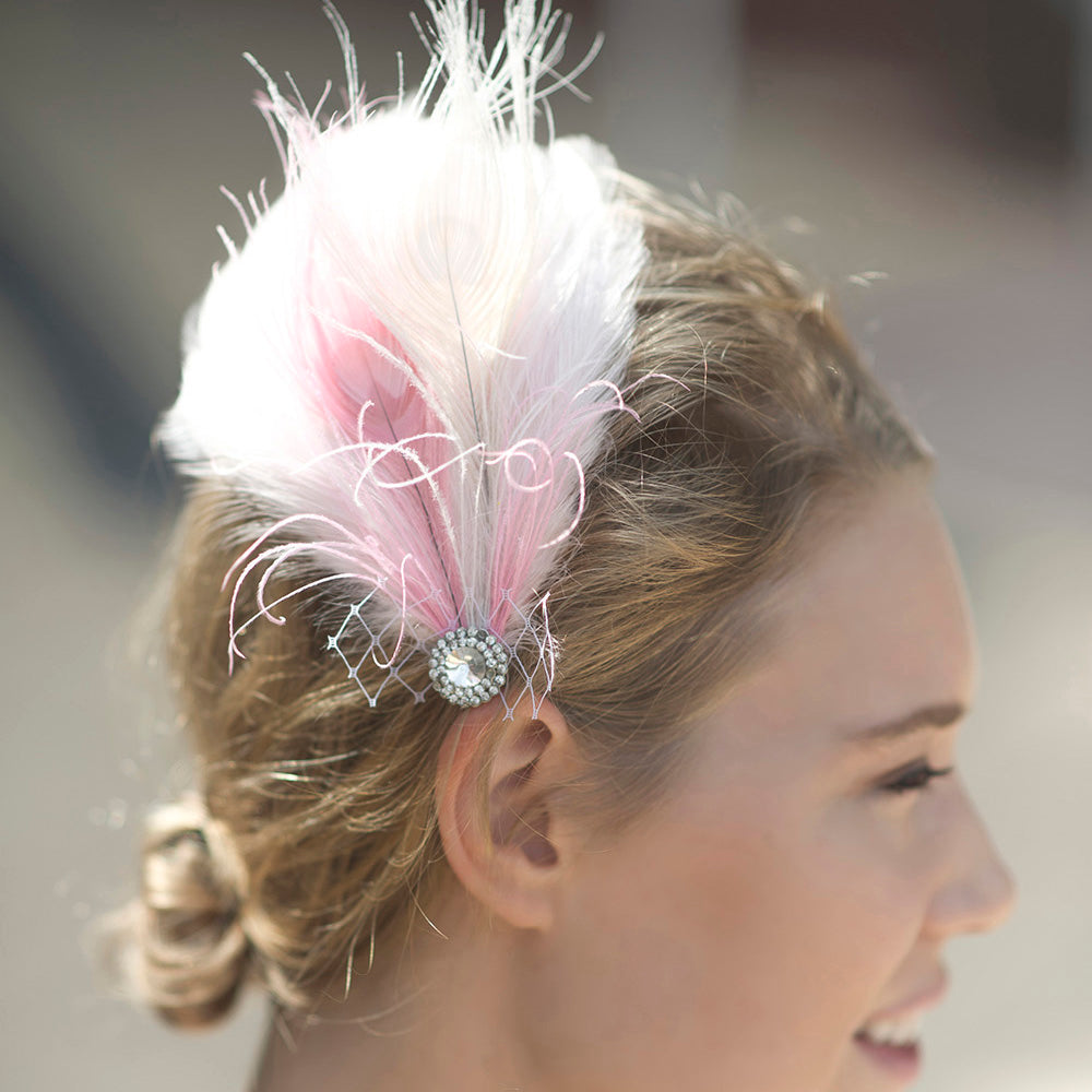 Pieza de pelo de boda de plumas de pavo real, clip de pelo para boda, joyería de pedrería de fascinador de plumas nupciales